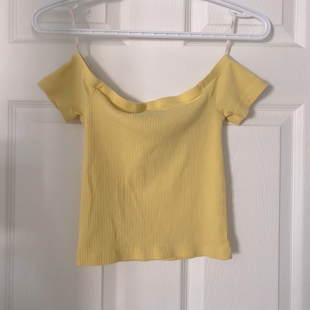 YELLOW Off-the-Shoulder Crop Top